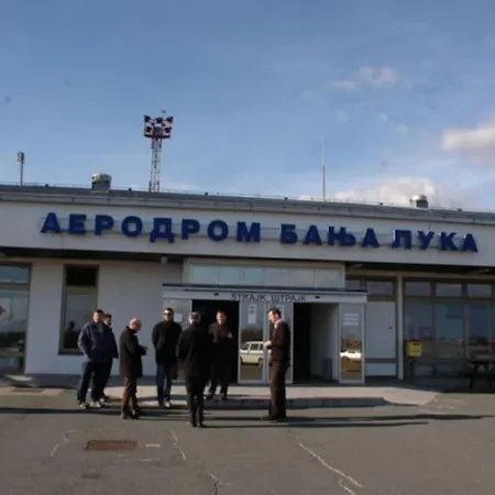 Perfect Serene Escape Apartment Kuljani